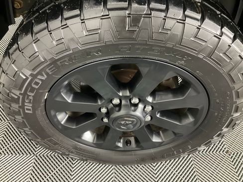 Used 2020 RAM 2500 Laramie image 10