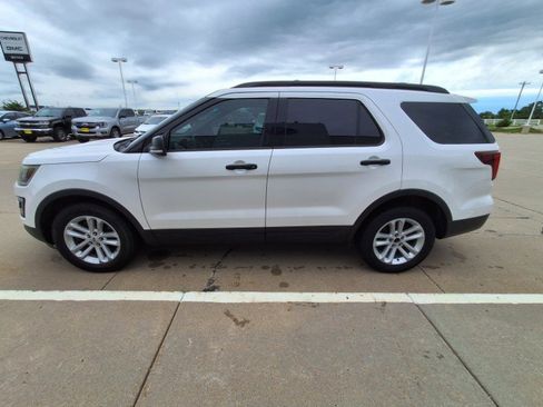 Used 2016 Ford Explorer Sport w/ Equipment Group 401A image 5