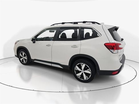 Used 2019 Subaru Forester Touring w/ Popular Package #3 image 9