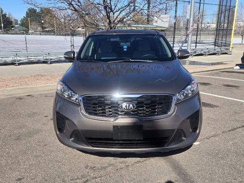 Used 2019 Kia Sorento AWD image 2
