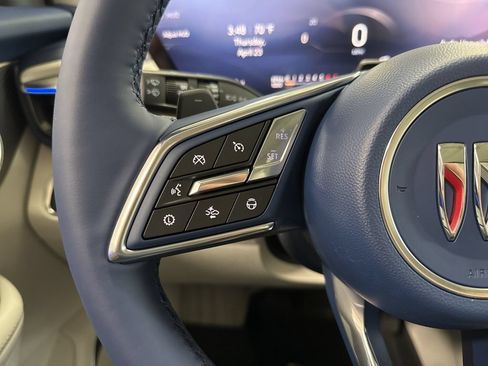 Used 2026 Buick Enclave Avenir AWD/4WD image 19