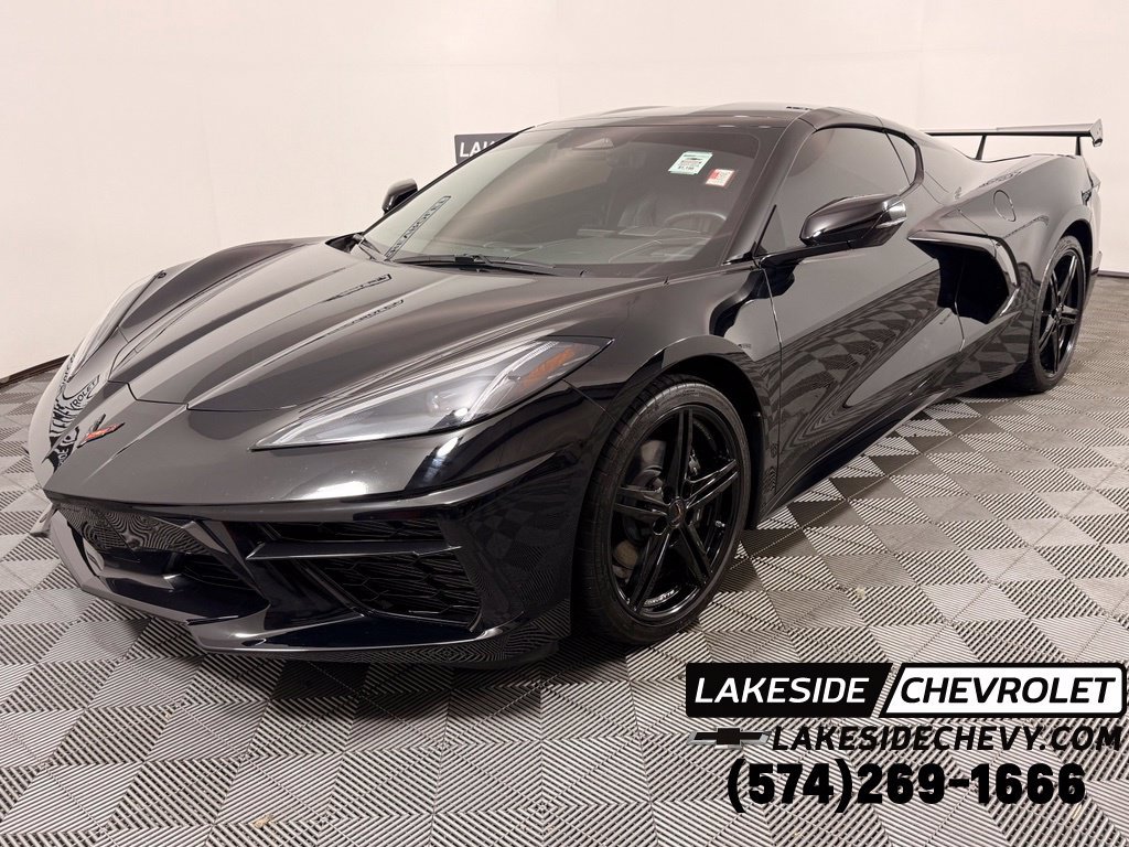 Used 2026 Chevrolet Corvette Stingray Coupe w/ 1LT RWD image 1
