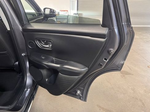Used 2023 Honda HR-V EX-L image 15