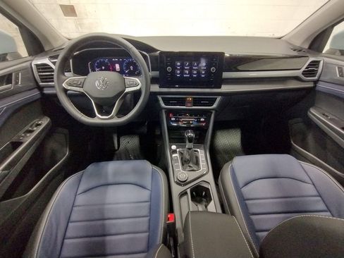 New 2026 Volkswagen Taos SEL AWD/4WD image 36