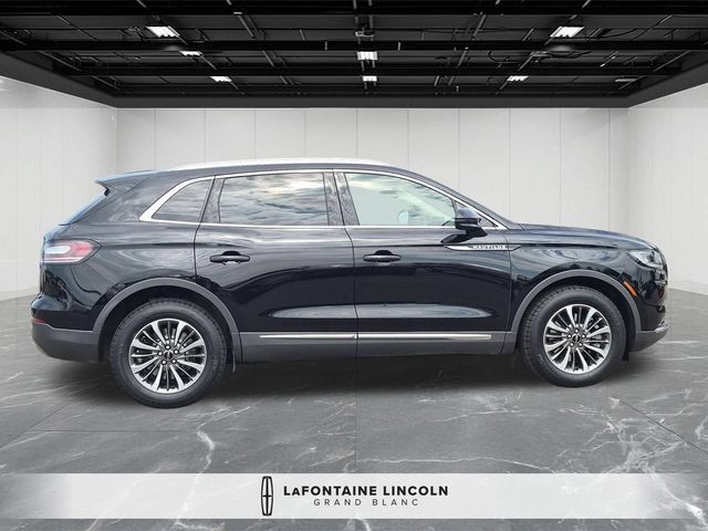 Certified 2023 Lincoln Nautilus AWD w/ Premium Package image 6