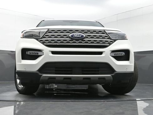 Used 2023 Ford Explorer Limited image 27