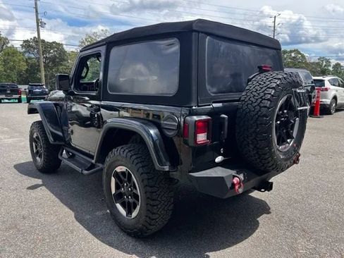 Used 2018 Jeep Wrangler Rubicon AWD/4WD image 7