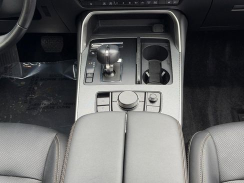 Used 2024 MAZDA CX-90 Plug-In Hybrid w/ Preferred AWD/4WD image 15