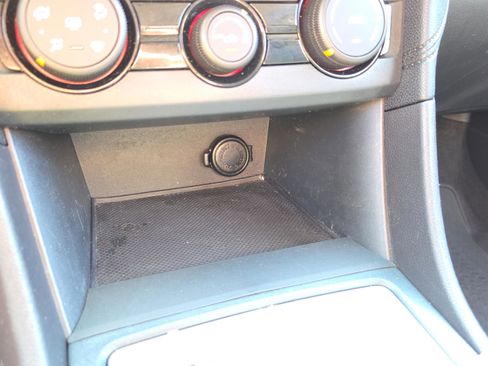 Used 2018 Subaru Crosstrek 2.0i image 25