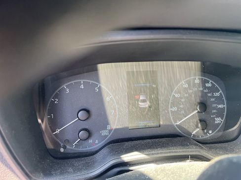 Used 2024 Toyota Corolla LE image 2