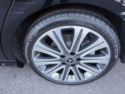 Used 2019 Mercedes-Benz CLA 250 image 12