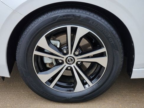 Used 2023 Nissan Sentra SV FWD image 13