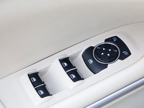 Used 2014 Lincoln MKZ AWD w/ Equipment Group 102A Reserve image 28