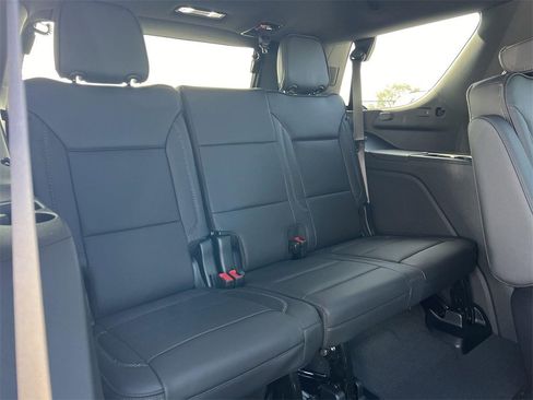 New 2026 GMC Yukon Denali w/ Sun & Power Step Package image 33