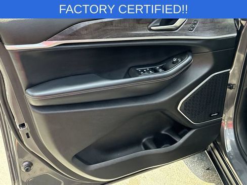 Certified 2021 Jeep Grand Cherokee L Limited AWD/4WD image 4