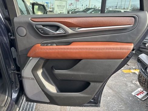Used 2023 GMC Yukon Denali Ultimate image 25
