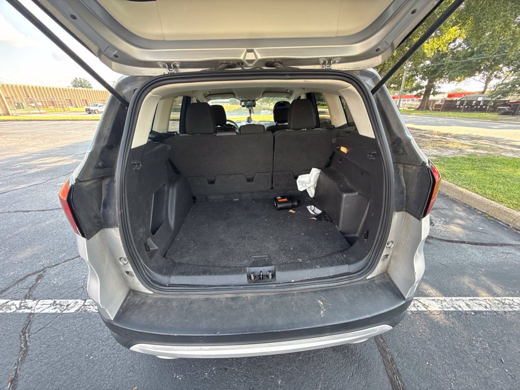 Used 2019 Ford Escape SE FWD image 9