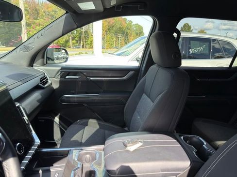 Certified 2025 GMC Acadia Elevation image 12