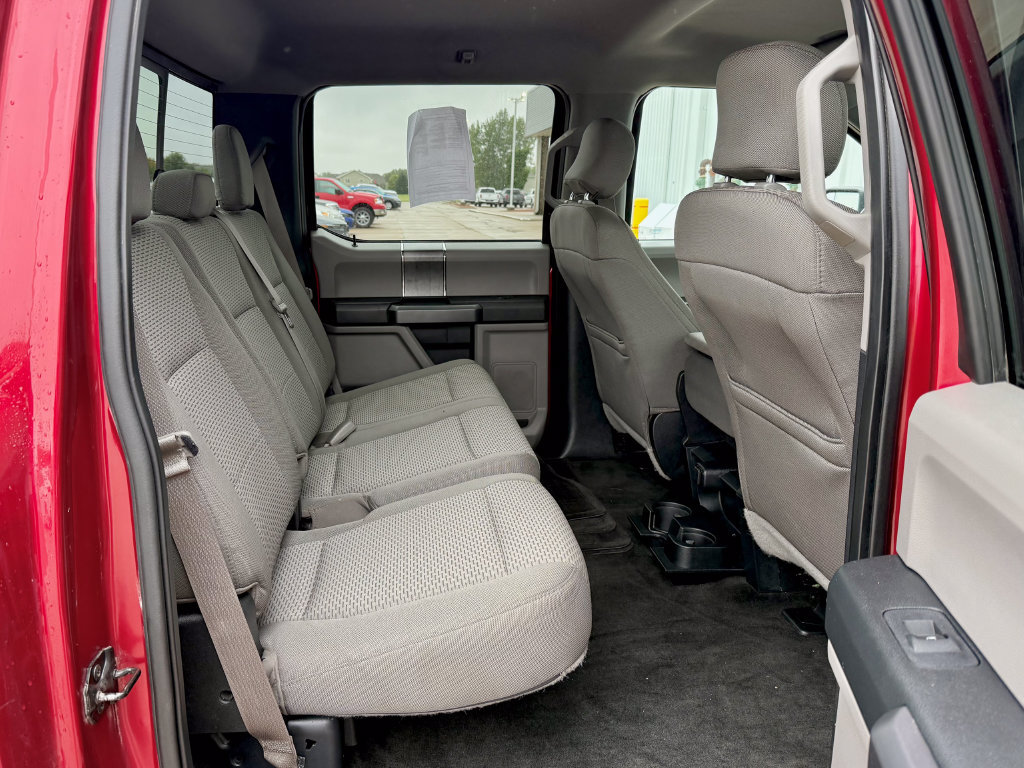 Used 2015 Ford F150 XLT w/ Equipment Group 302A Luxury AWD/4WD image 19