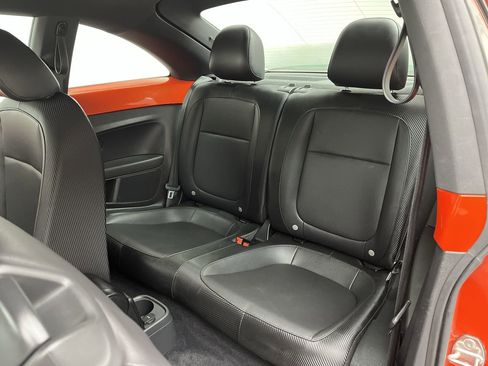Used 2016 Volkswagen Beetle 1.8T SE image 9