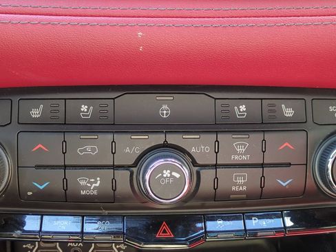 Certified 2022 Dodge Durango R/T image 25