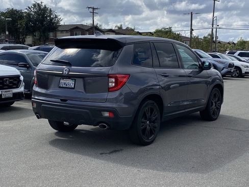 Used 2021 Honda Passport Sport image 4