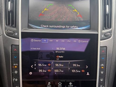 Used 2017 INFINITI Q50 3.0t Premium RWD image 14
