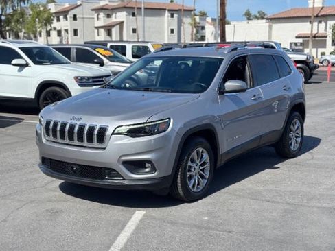 Used 2021 Jeep Cherokee Latitude Plus FWD image 7