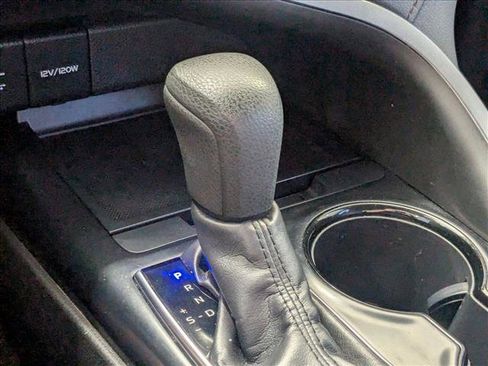 Used 2019 Toyota Camry LE image 12