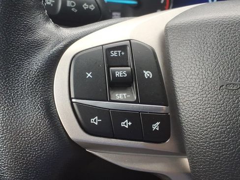 Certified 2022 Ford Explorer XLT AWD/4WD image 7