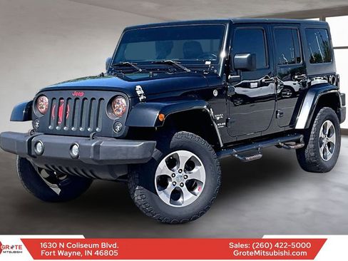 Used 2016 Jeep Wrangler Unlimited Sahara w/ Connectivity Group AWD/4WD image 1
