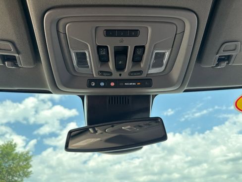 Used 2022 GMC Sierra 1500 Denali image 43