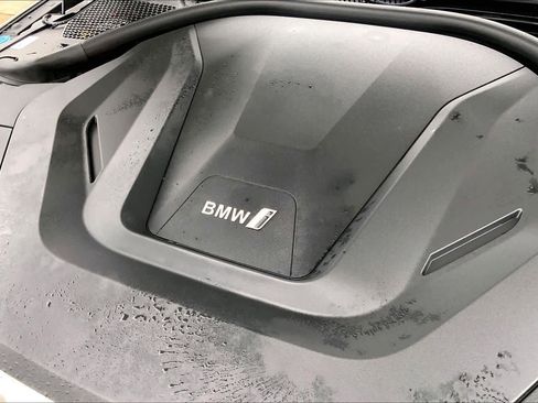 Certified 2025 BMW i4 eDrive40 w/ Premium Package image 32