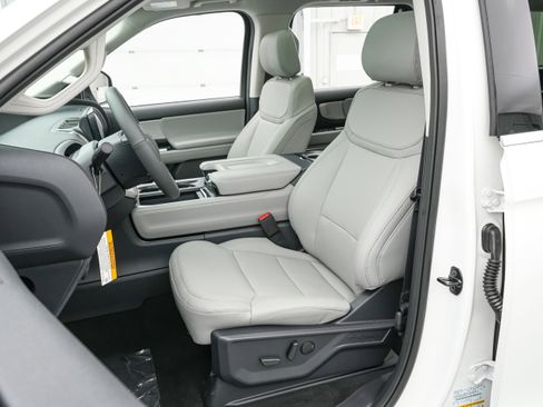 New 2026 Ford Expedition Max Active image 11