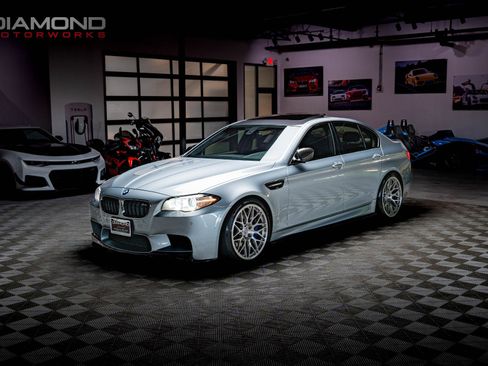 Used 2015 BMW M5 image 61