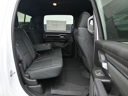 New 2025 RAM 1500 Big Horn AWD/4WD image 24