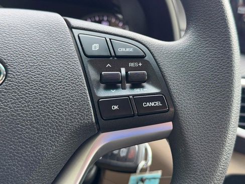 Used 2019 Hyundai Tucson SE w/ Cargo Package image 17