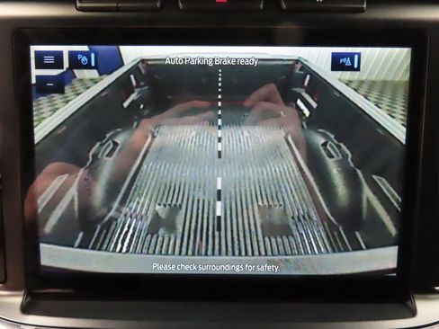 Used 2022 Ford F150 XLT w/ Equipment Group 302A High image 19