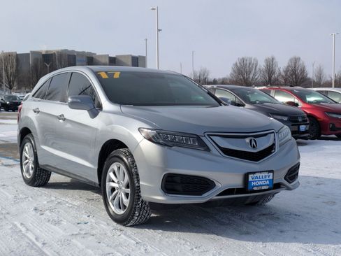 Used 2017 Acura RDX AWD image 4