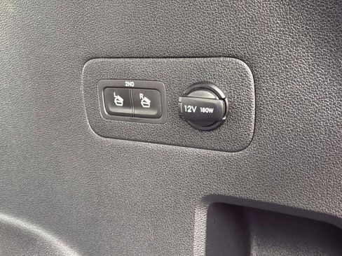 Used 2021 Hyundai Santa Fe SEL w/ Convenience + Premium Package image 17