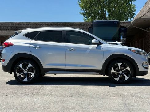 Used 2017 Hyundai Tucson Limited FWD image 6