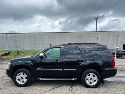 Used 2009 Chevrolet Tahoe LT AWD/4WD image 6