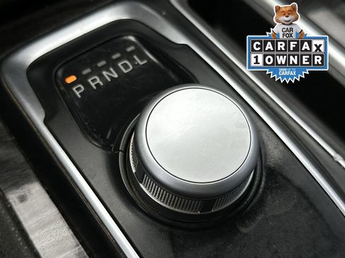 Used 2019 Chrysler 300 Touring w/ Sport Appearance Package image 18