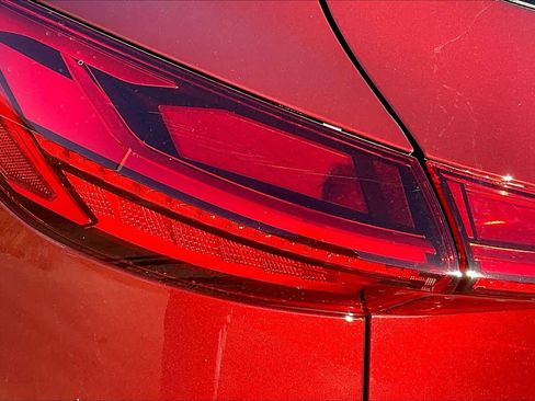 Certified 2025 Audi Q5 Prestige image 27