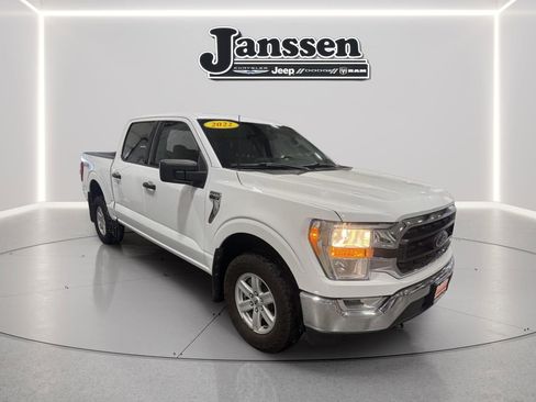 Used 2022 Ford F150 XLT w/ Equipment Group 301A Mid image 9