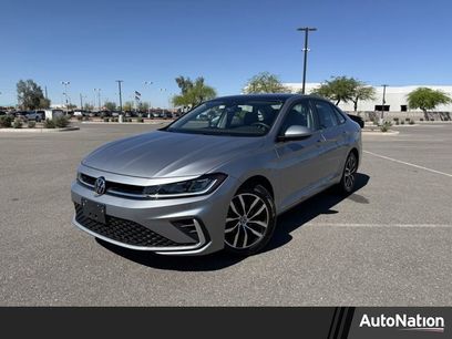Used 2025 Volkswagen Jetta SE