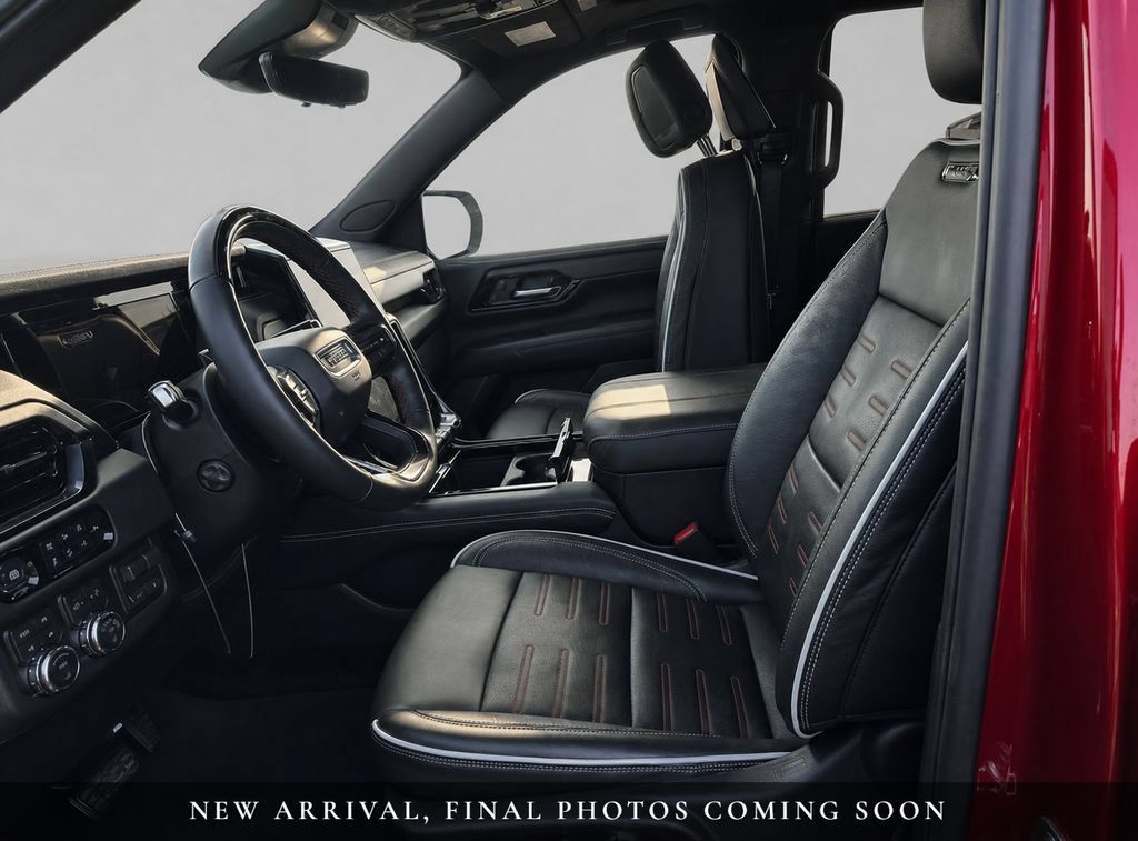 Used 2025 GMC Yukon AT4 Ultimate AWD/4WD image 12
