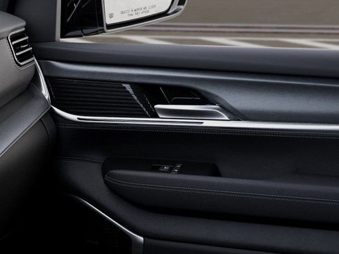 New 2026 Jeep Grand Wagoneer L Limited AWD/4WD image 25