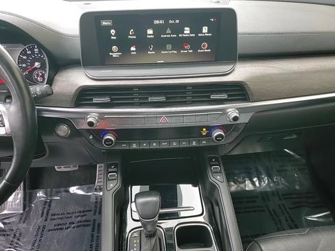 Used 2020 Kia Telluride SX w/ SX Prestige Package image 17