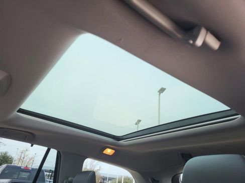 Used 2022 Honda Pilot Elite image 23